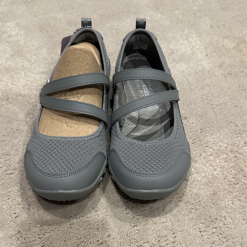 Skechers Gray Women's Flats